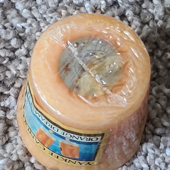 Yankee Candle Orange Dreamsicle Votive - Picture 4 of 5